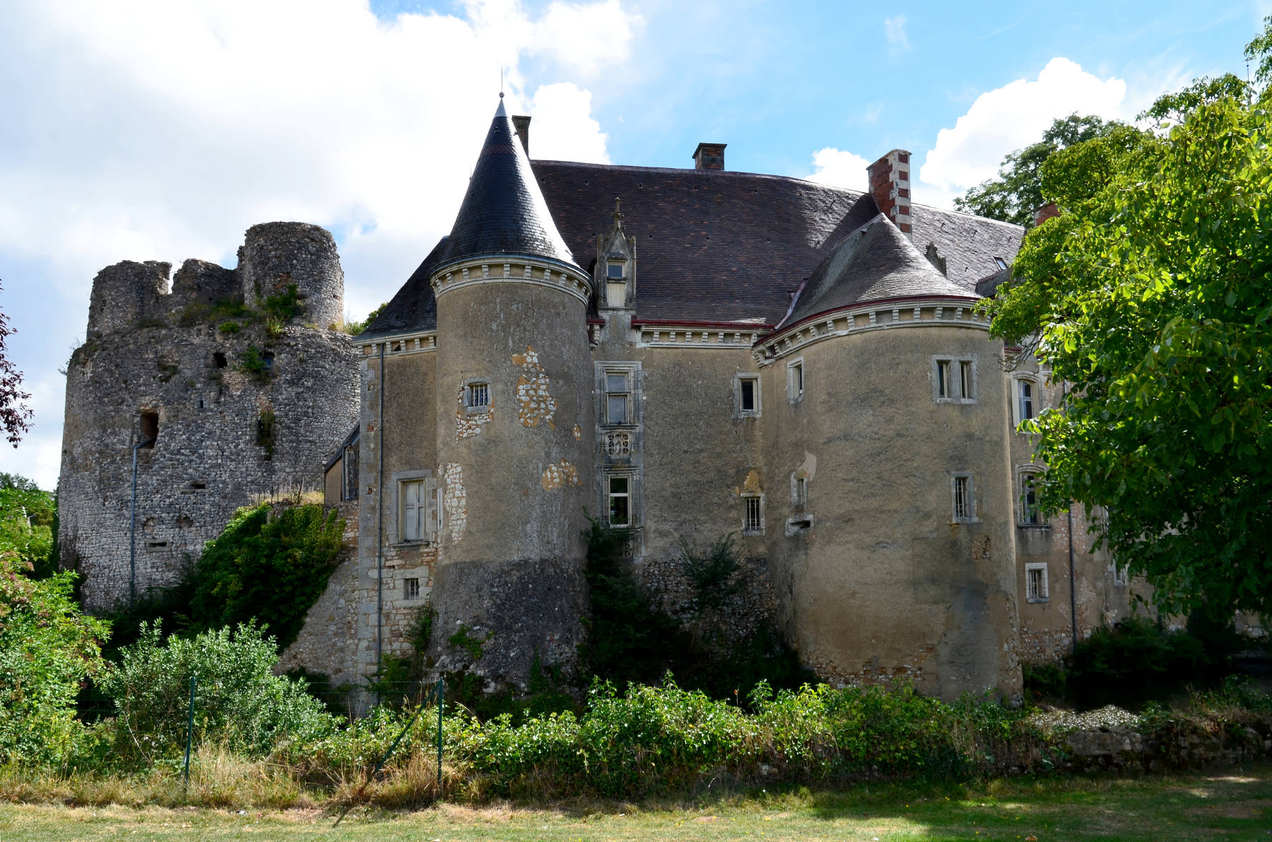 Lys-Saint-Georges